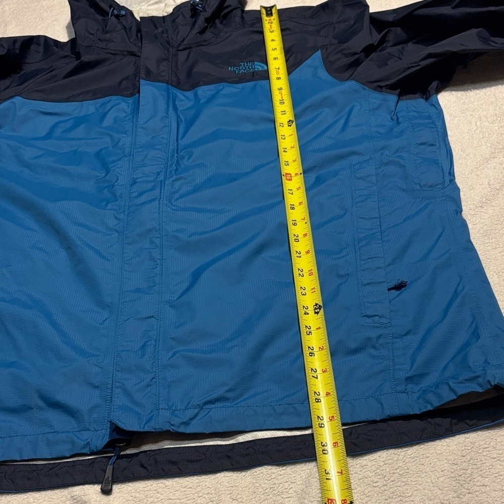 The North Face Men's Venture Two-Tone Blue Raincoat - Picture 10 of 13